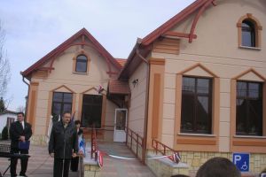 Arad utca és a Művelődési Ház felújítása 2011